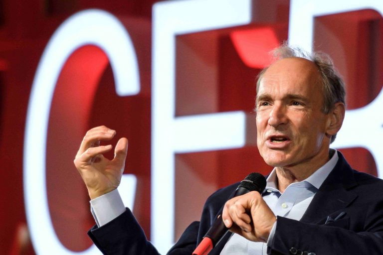 Tim Berners-Lee suggests storing personal data in pods