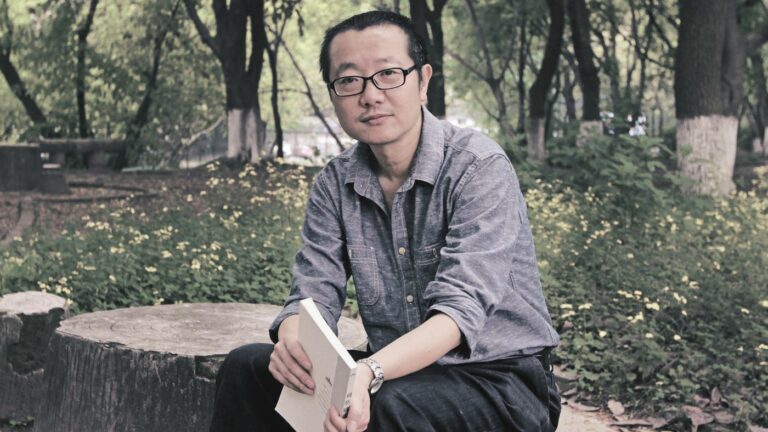 Liu Cixin and small form