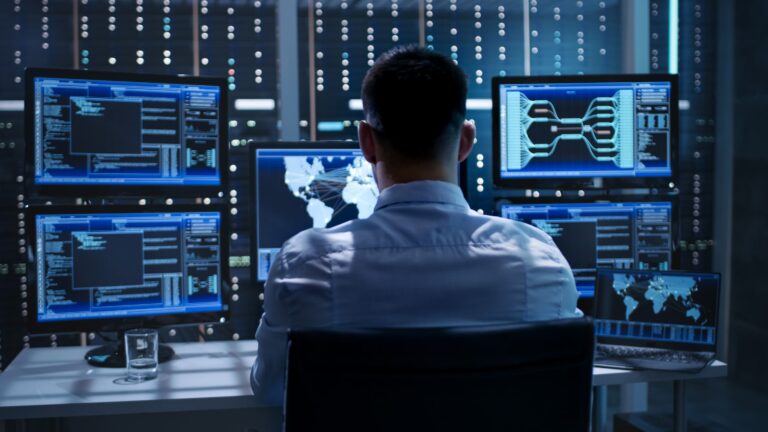 What is the role of the modern Chief Information Security Officer (CISO) and how to become one
