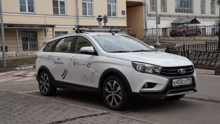 Why does Moscow need its own driverless cars?